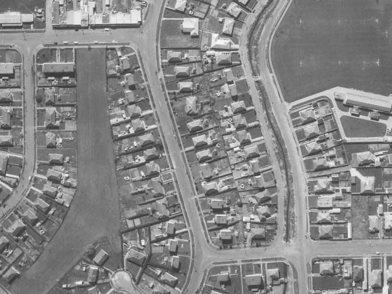 92 Emmett Street from the air, 1960-1964