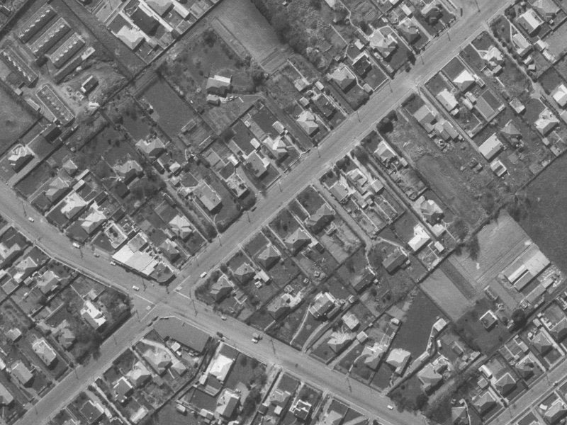 77 Aorangi Road from the air, 1960-1964
