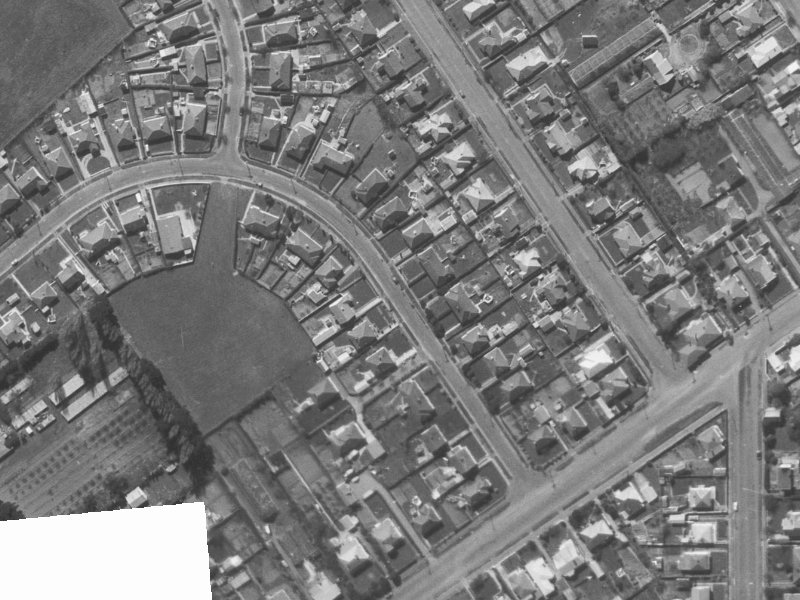 17 Pitcairn Crescent from the air, 1960-1964