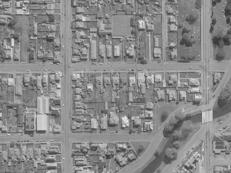 206/226 Salisbury Street from the air, 1960-1964