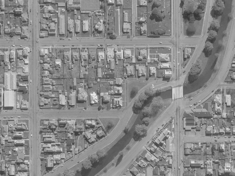327 Cambridge Terrace from the air, 1960-1964