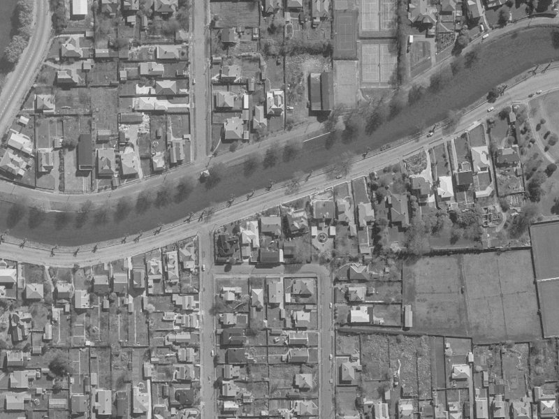 28 Avonside Drive from the air, 1960-1964