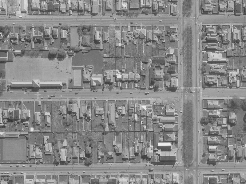 313-335 Gloucester Street from the air, 1960-1964