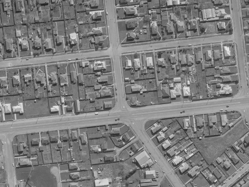 110-108 Clarence Street from the air, 1960-1964