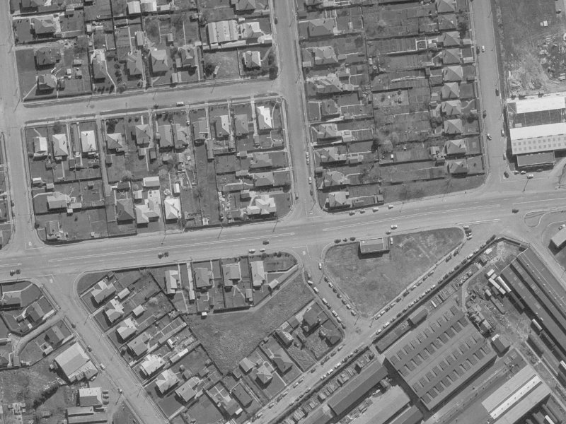 15 Picton Avenue from the air, 1960-1964