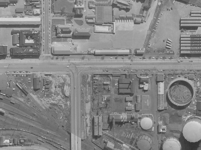 458 Moorhouse Avenue from the air, 1960-1964