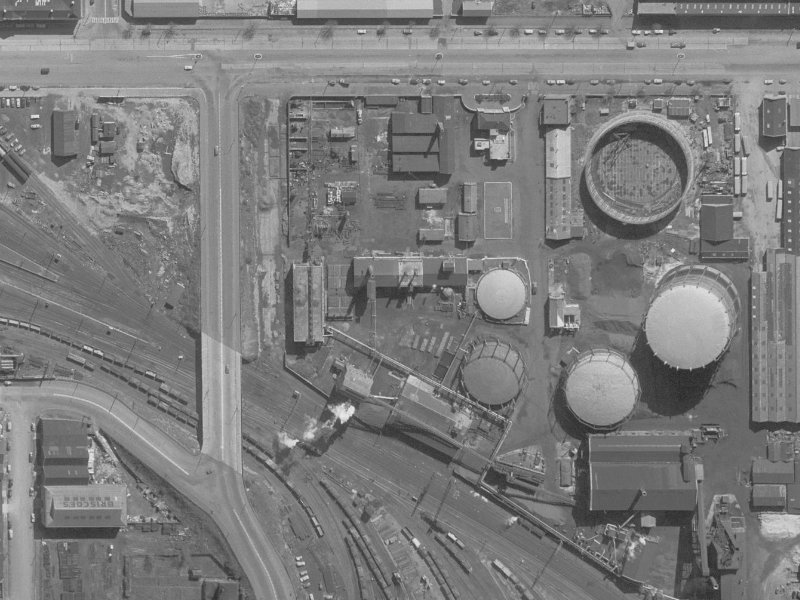 29 Iversen Terrace from the air, 1960-1964