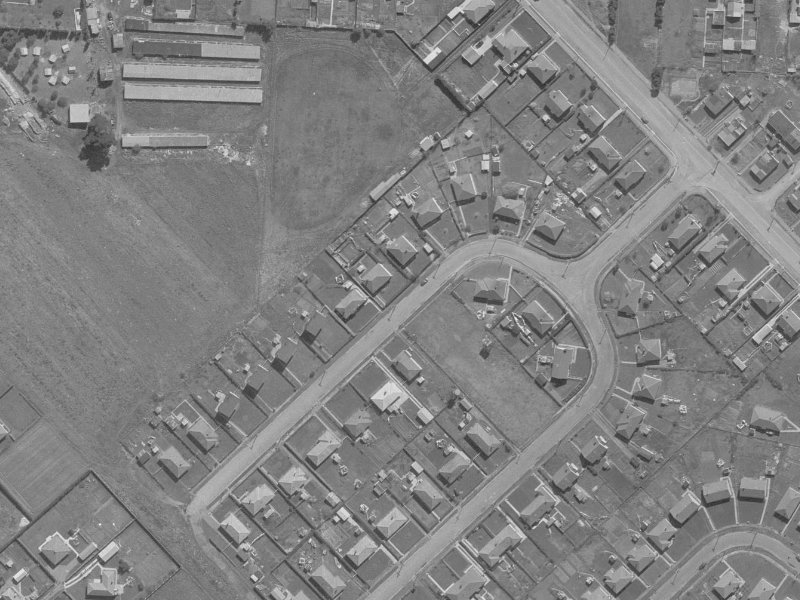 15 Dickson Crescent from the air, 1960-1964