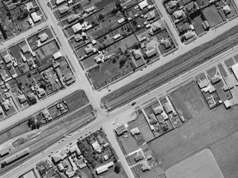 637 Waterloo Road from the air, 1960-1964