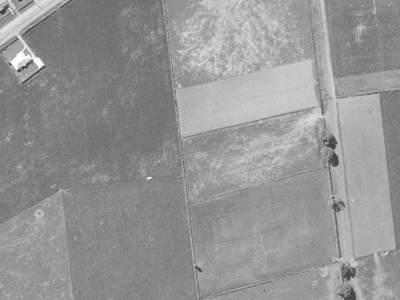 18 Whites Tramway Road from the air, 1960-1964