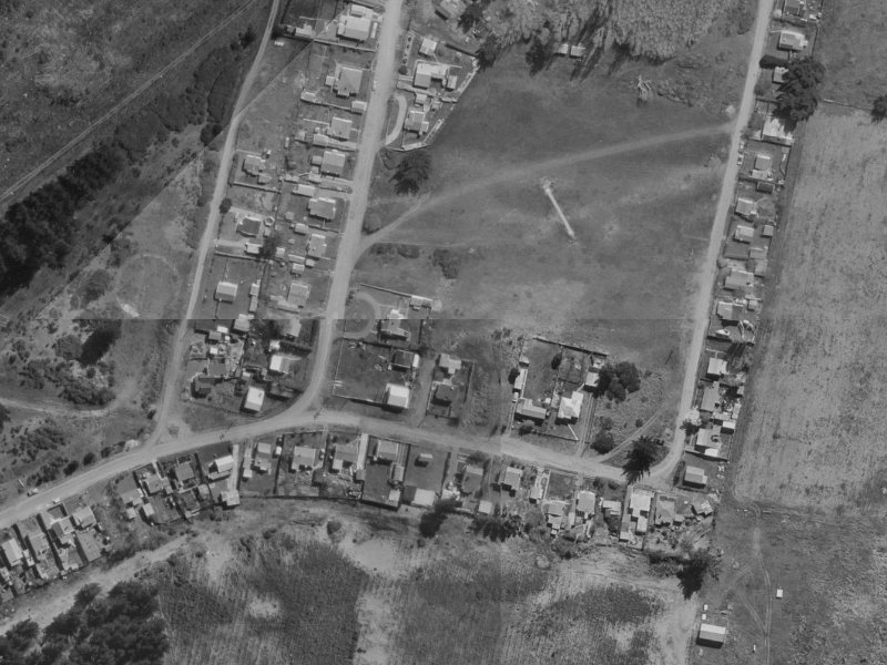 164 Riverlea Estate Drive from the air, 1970-1974