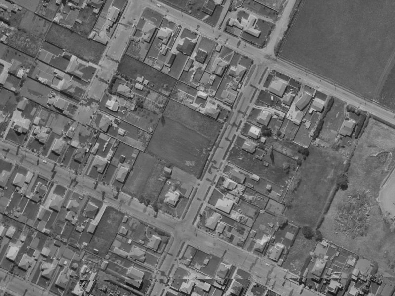 31 Tyrone Street from the air, 1970-1974