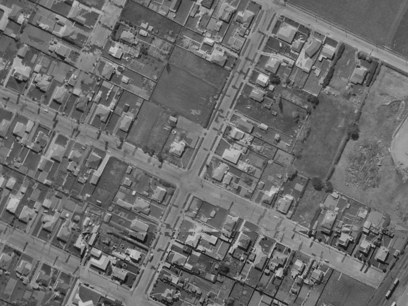 27 Tyrone Street from the air, 1970-1974