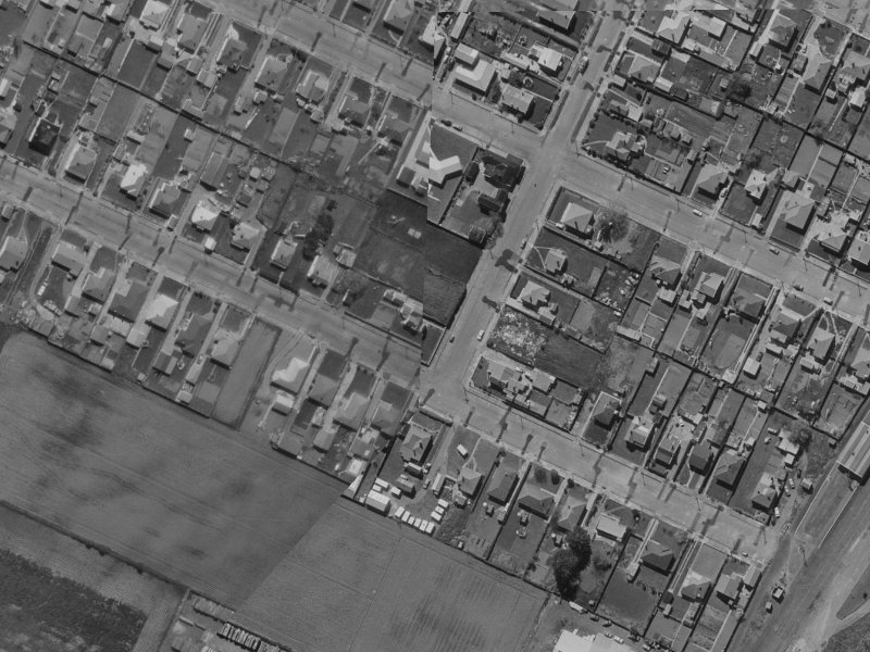 1 Tyrone Street from the air, 1970-1974