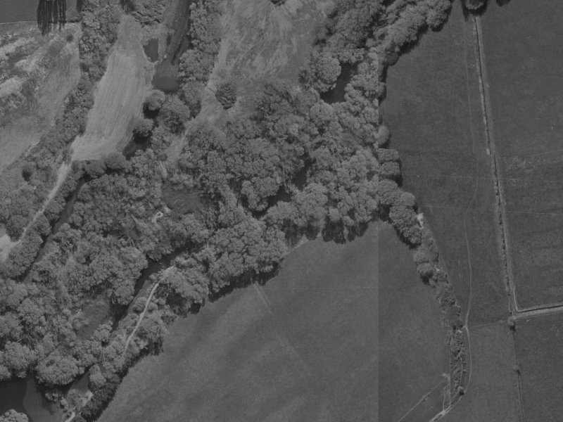 37 Groynes Drive from the air, 1970-1974