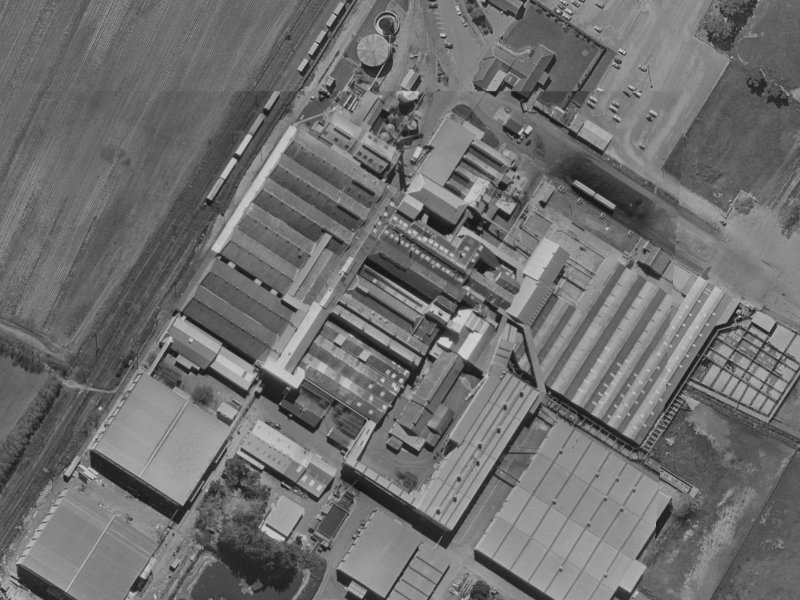 18–20 Frank Coxon Road from the air, 1970-1974