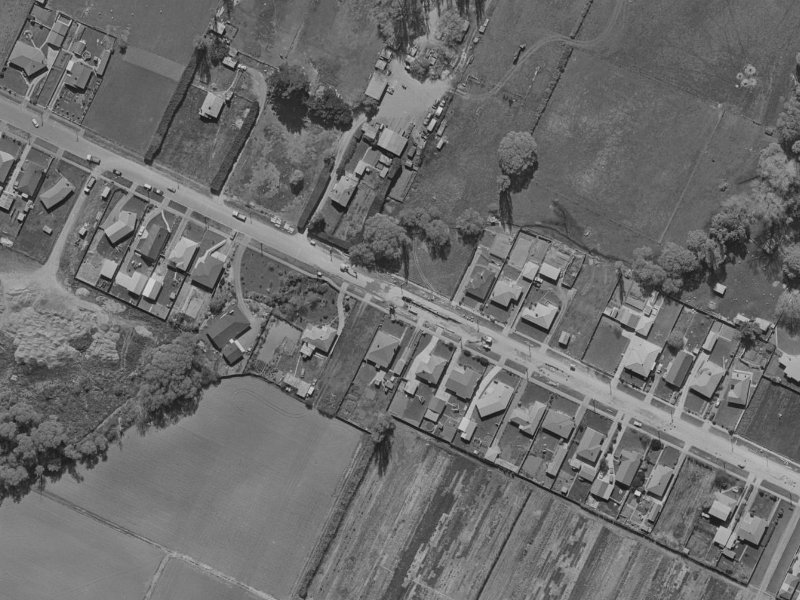 33B Englefield Road from the air, 1970-1974