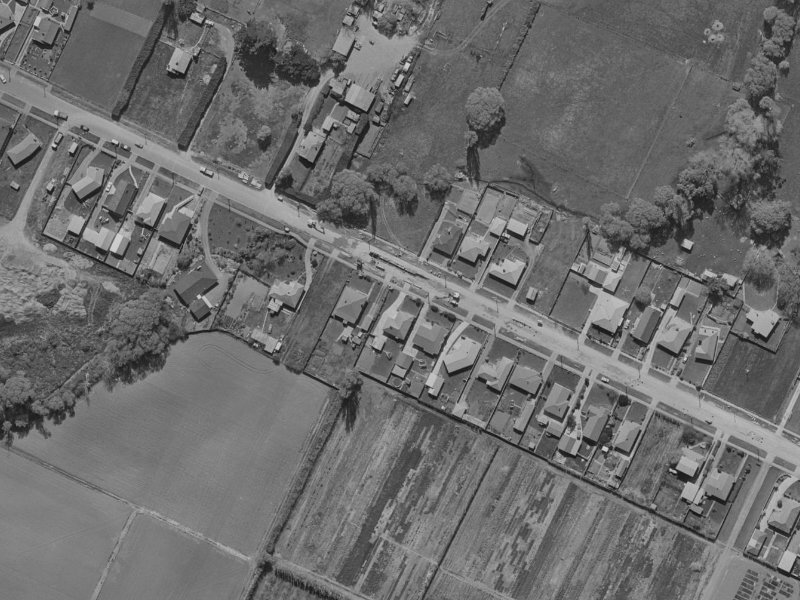 31 Englefield Road from the air, 1970-1974