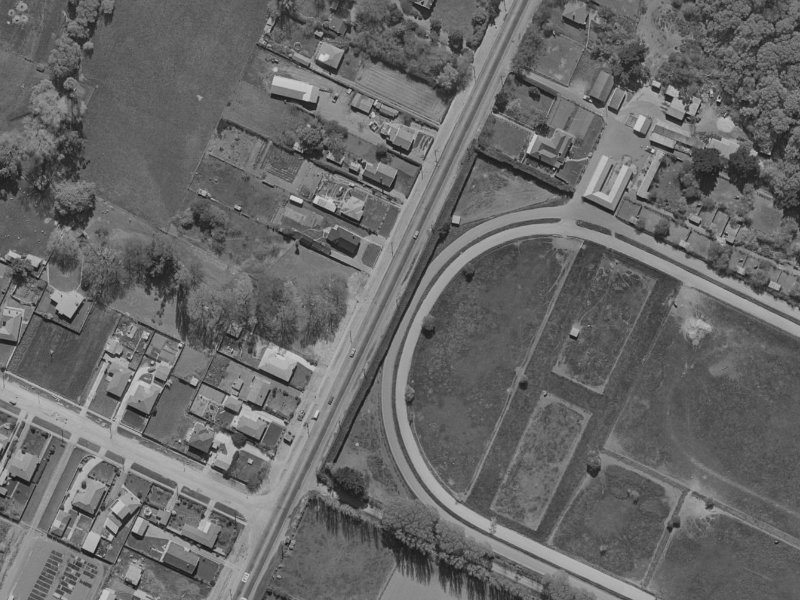 8 Wendon Mews from the air, 1970-1974