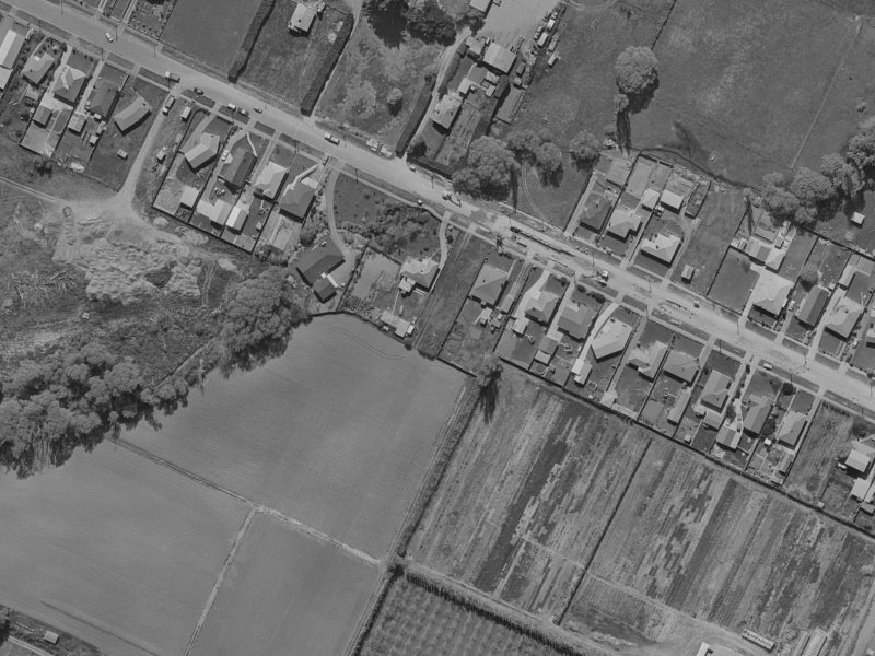 33 Englefield Road from the air, 1970-1974