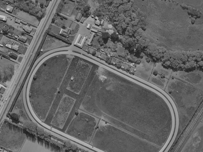 1 Stable Way from the air, 1970-1974