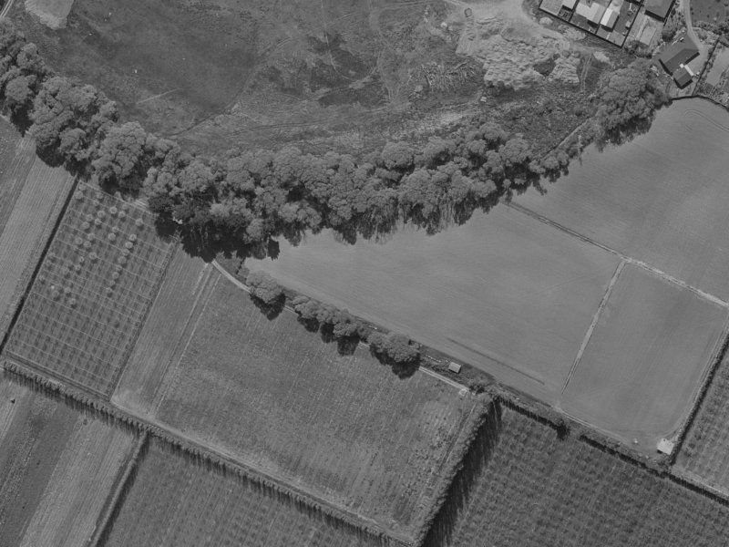 22 Crombie Green from the air, 1970-1974