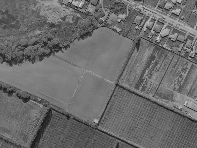 40 Crombie Green from the air, 1970-1974