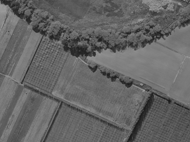 16 Crombie Green from the air, 1970-1974