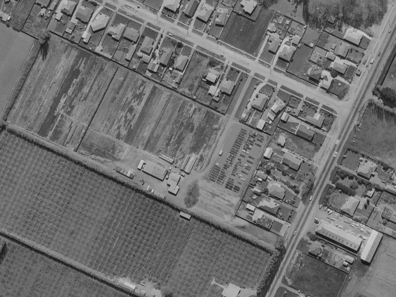 2 Bayliss Close from the air, 1970-1974