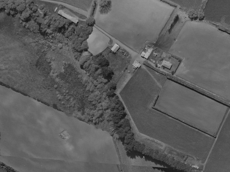 25 Saracen Avenue from the air, 1970-1974