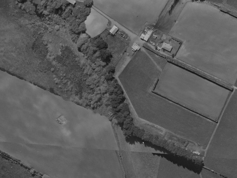 27 Saracen Avenue from the air, 1970-1974