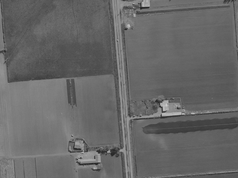 525–543 Marshland Road from the air, 1970-1974