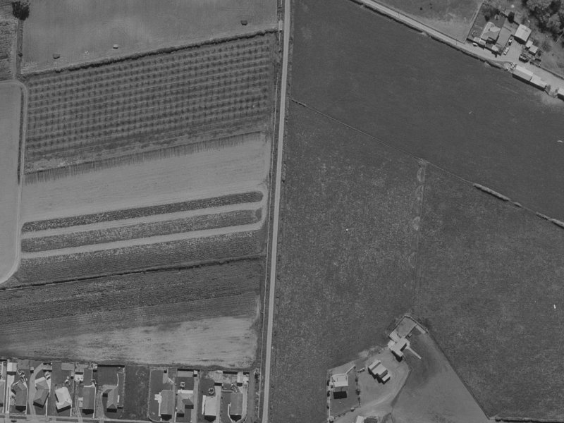 20 Riverwood Boulevard from the air, 1970-1974