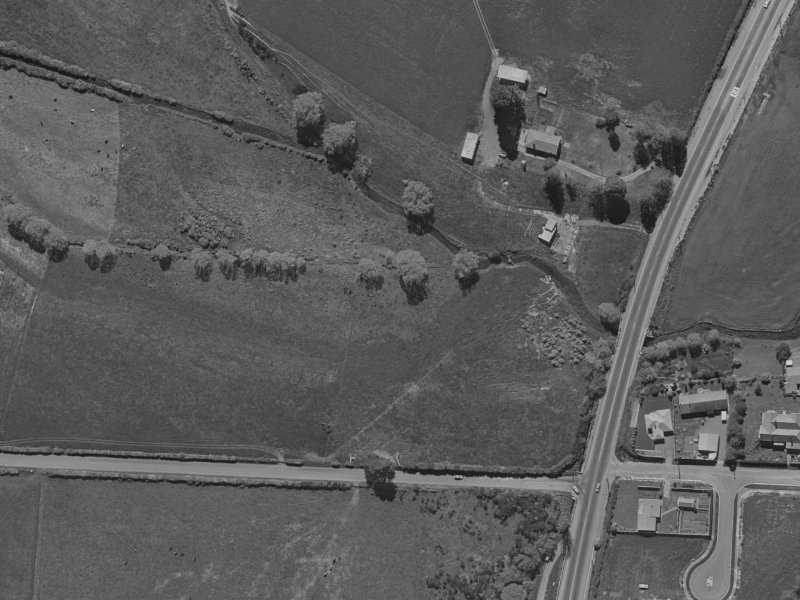 5 Regents Park Drive from the air, 1970-1974