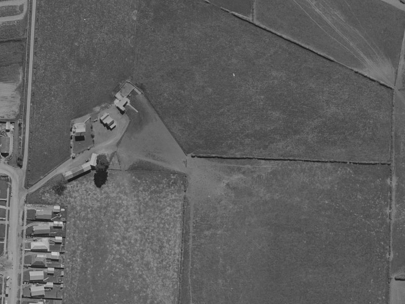 5 Sonning Place from the air, 1970-1974