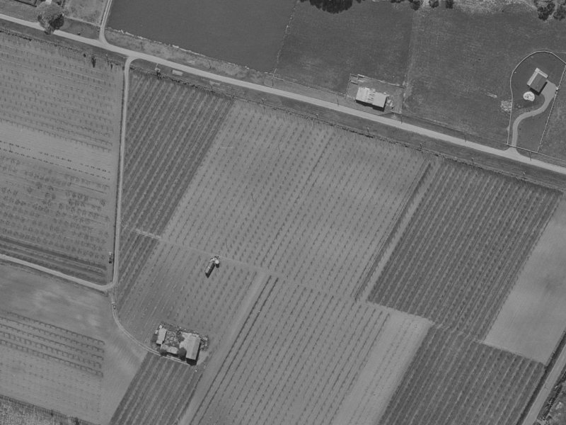 42 Kopper Crescent from the air, 1970-1974