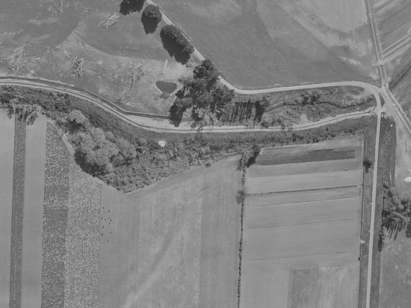 93–119 McLeans Island Road from the air, 1970-1974