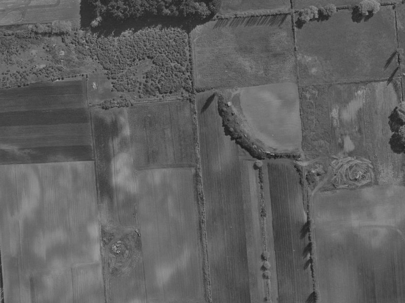 3 Korowai Street from the air, 1970-1974