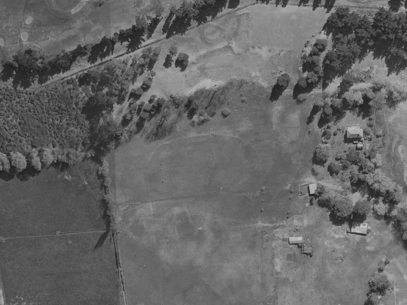 16 Waitikiri Square from the air, 1970-1974