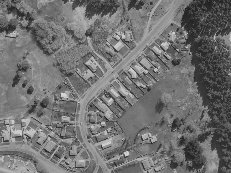 42 Waitikiri Drive from the air, 1970-1974