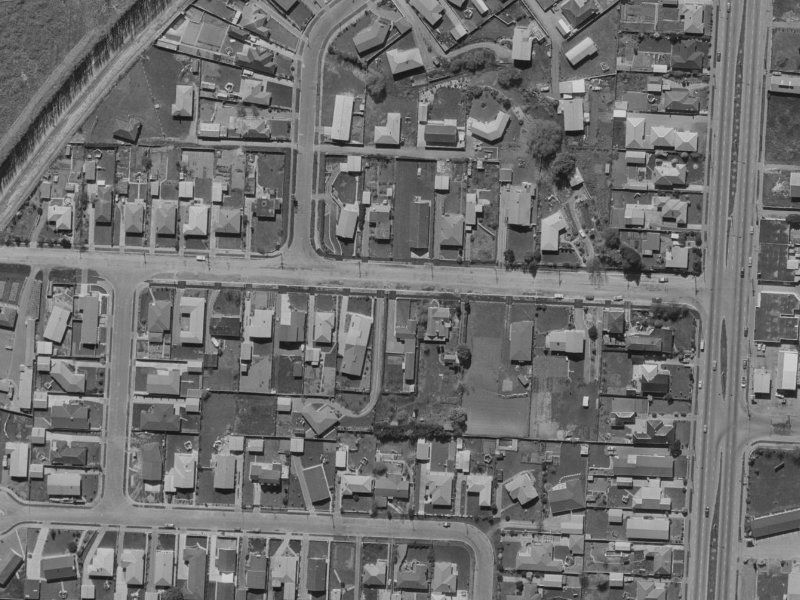 17 Barnes Road from the air, 1970-1974