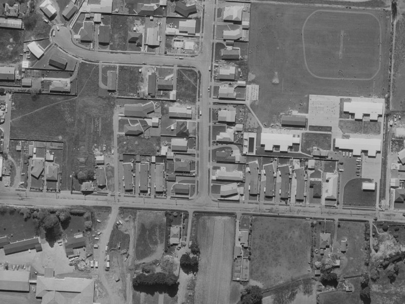 6 Freebairn Street from the air, 1970-1974