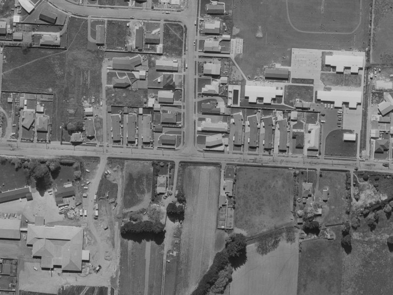 2 Freebairn Street from the air, 1970-1974