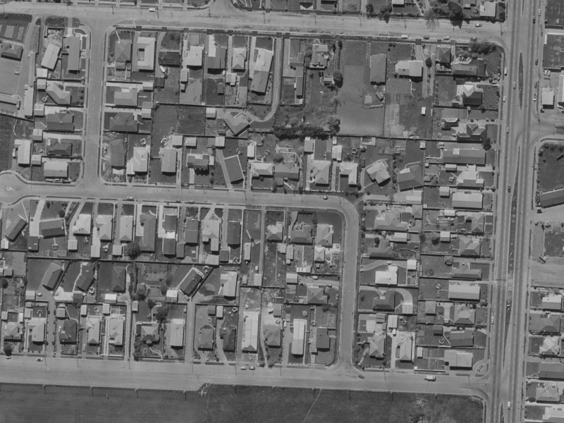 9 Rossiter Avenue from the air, 1970-1974