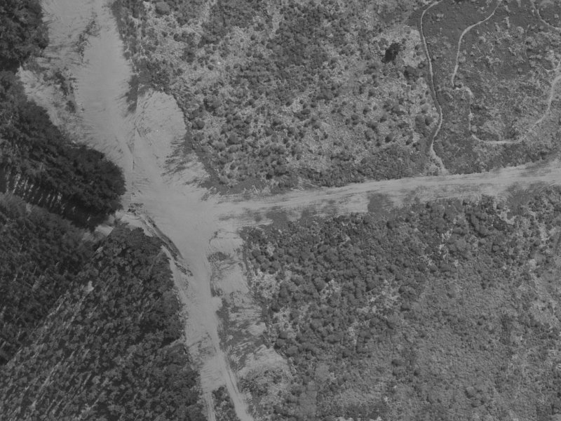 133–143 Aston Drive from the air, 1970-1974