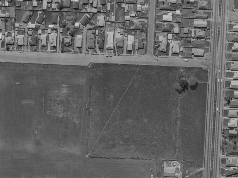 3 Saunders Place from the air, 1970-1974