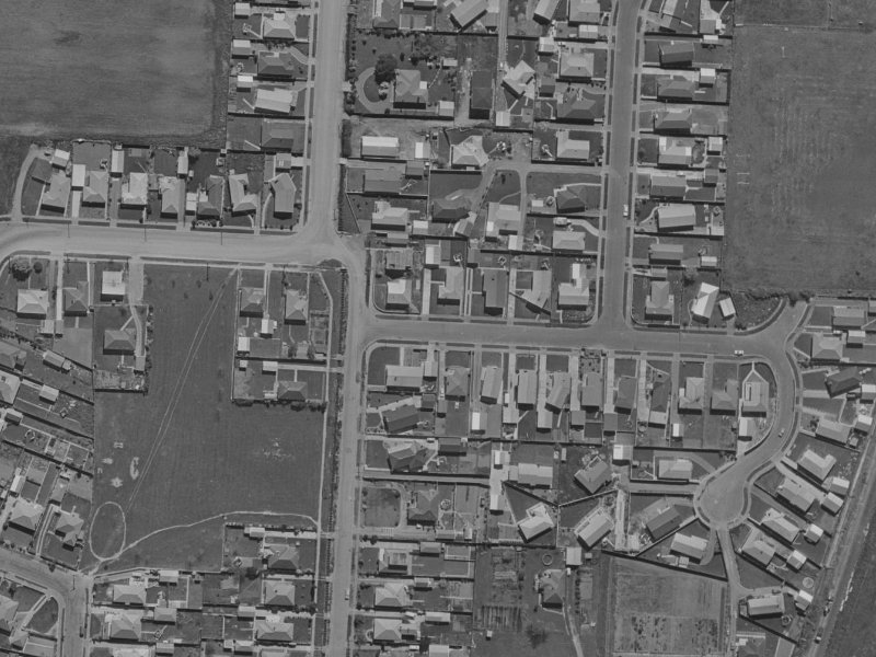 3 Royleen Street from the air, 1970-1974