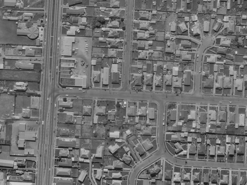 2 Munro Street from the air, 1970-1974
