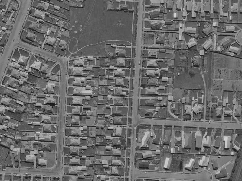 69 Cavendish Road from the air, 1970-1974