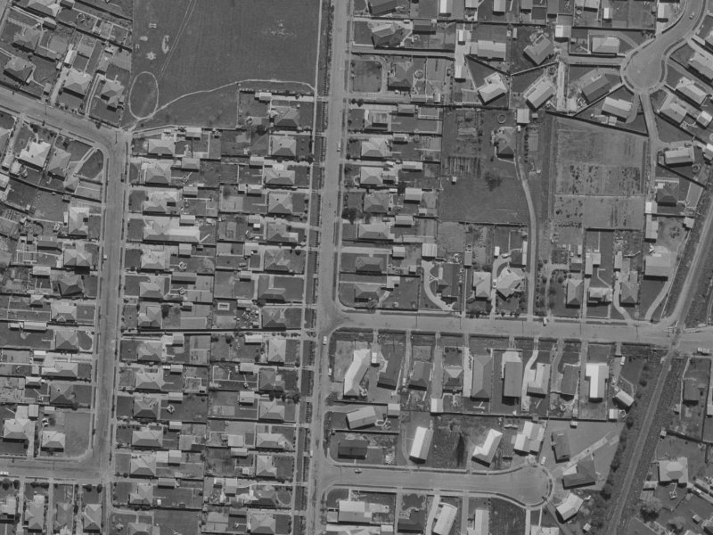 80 Cavendish Road from the air, 1970-1974